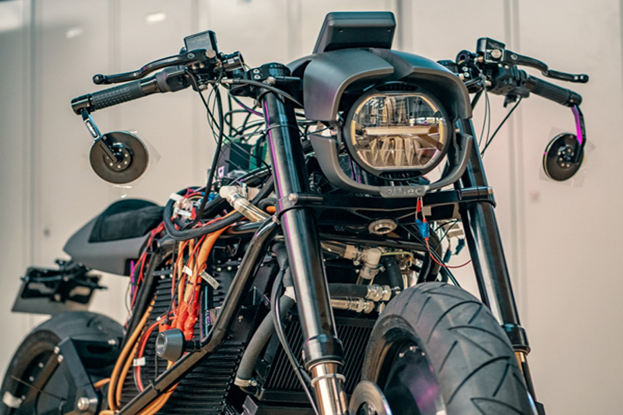 Using 3D printing to manufacture motorcycle display housings, shaping the future of mobility