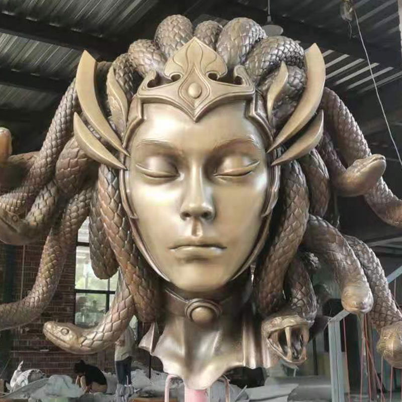 3D Printing Custom Medusa Head For Bar Styling (2)