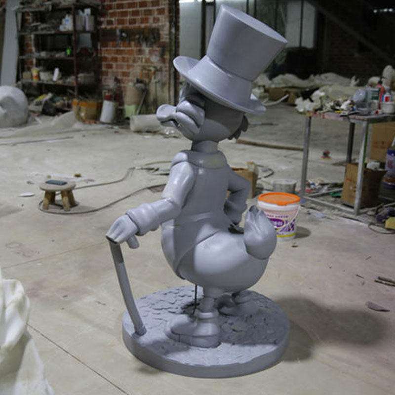 3D Printing Large Donald Duck Statue Model (2)