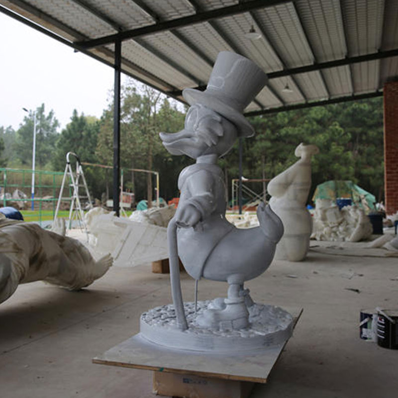 3D Printing Large Donald Duck Statue Model (6)